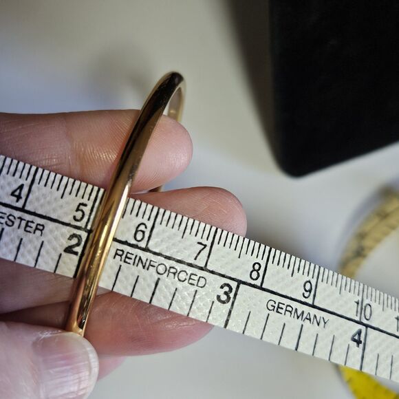 **Sale** Vintage Monet Gold Tone Metal Bangle Bracelet 7.75" Fashion Jewelry - Picture 9 of 13